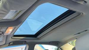 Toyota Camry XLE V6 2011 - Product Image 5