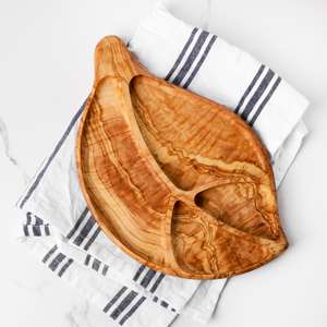 Bandeja de madera de olivo ecológica Premium contemporánea hecha a mano, accesorio de cocina, platos para acampar, hecho en TN - Product Image 1