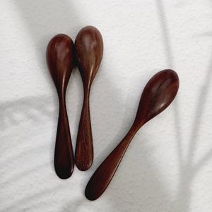 Cuillère à café en bois de rose écologique personnalisée cuillère à thé en bois de différentes tailles fabriquée au Vietnam de haute qualité - Product Image 4