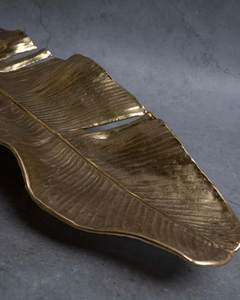 Exclusivo Plato Decorativo de Latón con Diseño de Hoja de Plátano, Bandeja de Servicio Metálica en Tono Latón, Centro de Mesa Decorativo, Plato de Exhibición Artesanal - Product Image 6