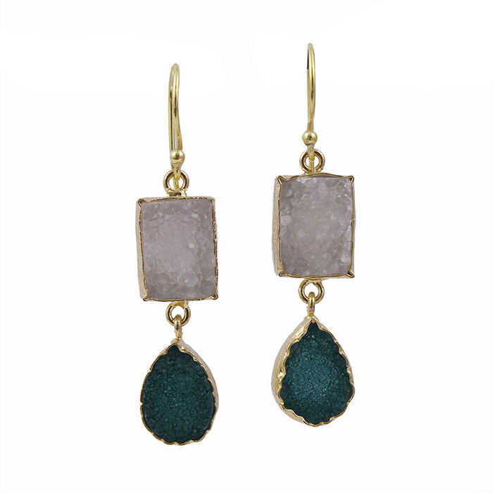 สีขาวสีเขียว