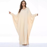 Nouveau style de mode pour femmes Abaya à manches chauve-souris, vêtements musulmans de couleur unie et ample à taille unique, robes musulmanes