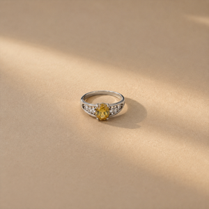 แหวนทองคำขาวชุบโรเดียมทรงมาร์คีส์ - Product Image 3