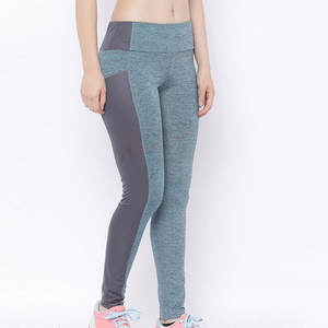 Leggings para Mujer de Estilo Nuevo, Hechos a Medida, Color Sólido, Hechos en Pakistán - Product Image 2