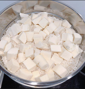 Cassava Congelée IQF Cassava Douce Congelée Sans Peau Morceaux de Taro IQF Frais Saveur Naturelle Parfait pour Soupe Sucrée et Dessert - Product Image 6