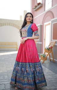 Lehenga choli salwar สำหรับผู้ใหญ่ชุดปาร์ตี้สไตล์ปากีสถานชุดคอลเลกชั่นแม่และลูกสาวทำจากผ้าไหม - Product Image 2