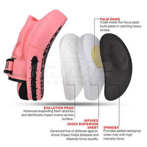 Almohadilla tailandesa de diseño curvo para movimiento natural y facilidad de entrenamiento Almohadilla tailandesa resistente al sudor con ventilación para mayor comodidad - Product Image 3