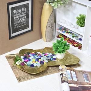 Plateau décoratif en aluminium enduit d'or fait à la main plat de service en forme de feuille centre de table en métal orné pour la décoration intérieure - Product Image 1