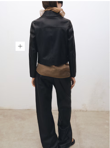 Chaqueta de Cuero de Alta Calidad en Oferta para Mujer, Nuevo Diseño de Moda - Product Image 3