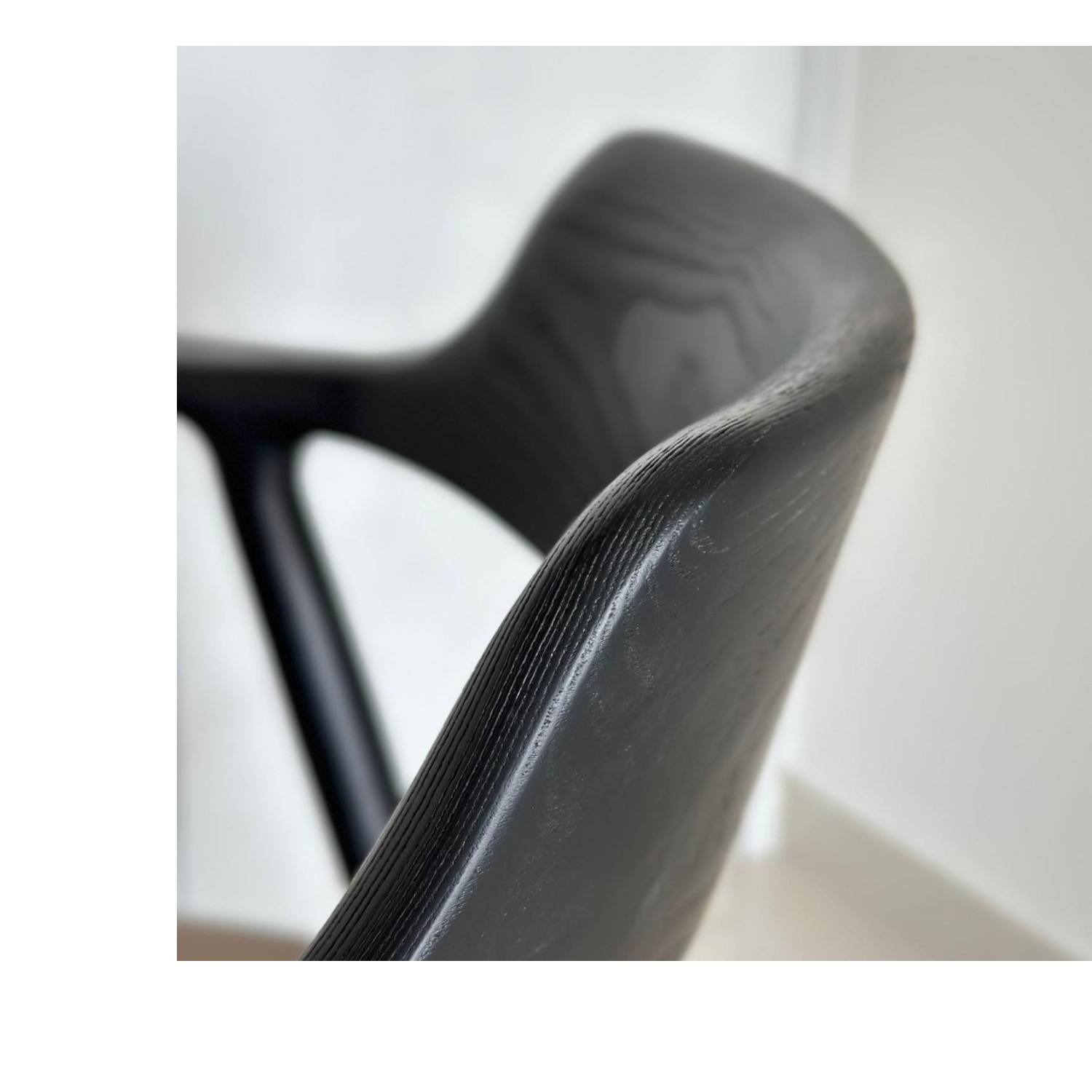 ไม้สักสีดำแนวชนบท