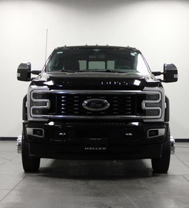 Ford F-450 Super Duty Platinum Crew Cab LB AWD 2024 - Product Image 1