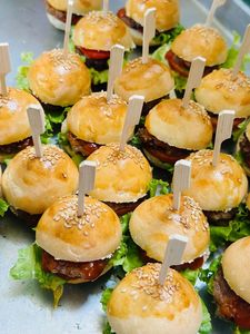 Bâton de bambou recyclable avec drapeau pour la décoration de gâteau aux fruits de fête brochette Pick Eco Friendly usage jetable 2025 - Product Image 3