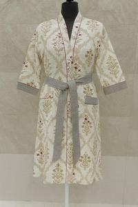 ชุดคลุมยาวพิมพ์ลายดอกไม้ทำจากผ้าฝ้ายชุดคลุมคลุมอาบน้ำชุดใส่นอนสำหรับผู้หญิงชุดคลุมอาบน้ำทำจากผ้าฝ้ายน้ำหนักเบาสวยงาม - Product Image 2