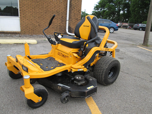 Cortadora de Césped Cub Cadet ULTIMA ZT2 50 Nueva y Usada, Motor de 4 Tiempos, 196cc, 230V, 5000W, 1000mm, 1 Año de Garantía, Ideal para Uso Industrial y Bricolaje - Product Image 3