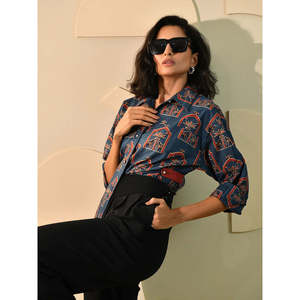 เสื้อเชิ้ตทรงหลวมสไตล์โบฮีเมียนพิมพ์ลายแบบดั้งเดิม ผ้าฝ้าย 100% สำหรับฤดูร้อน ติดกระดุม แต่งเข็มขัดรัดเอวทรงหลวมสไตล์ปรัสเซีย - Product Image 2