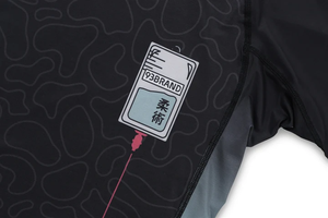 2024 estilo único MMA Rash Guard para hombres al por mayor personalizable Spandex/camisa de compresión de poliéster - Product Image 4