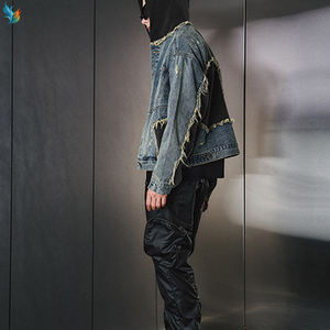 แจ็คเก็ตยีนส์ทรงสลิมฟิตสไตล์วินเทจสำหรับผู้ชาย ปักลายตามสั่ง ผ้าคอตตอนผสมสแปนเด็กซ์ ทรงบอมเบอร์ ย้อมสีพื้น ติดลายด้านหน้า - Product Image 3