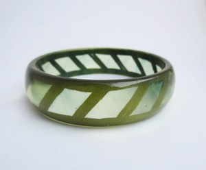 Brazalete Vintage de Acrílico Verde Lucite, Ancho e Irregular, de Resina, Modelo Ángel DIY, Amuleto de Moda Femenina, Artesanía de Resina - Product Image 4
