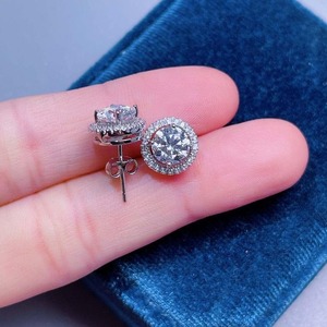 Pendientes de Halo con Diamantes Cultivados en Laboratorio con Certificación IGI, con Cierre de Rosca de Oro de 14k para Mujer, Regalos a Bajo Precio - Product Image 4