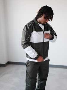 ชุดวอร์มสำหรับผู้ชายชุดวอร์มใส่สบายสีพื้น - Product Image 3