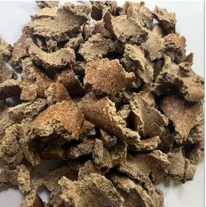 เค้กมะพร้าวไร้น้ำมัน โปรตีนสูง ใยอาหารอุดม 18% โปรตีน ได้รับการรับรองมาตรฐาน ISO อาหารสัตว์สำหรับโค ม้า สุกร ผู้ส่งออกขายส่ง - Product Image 1