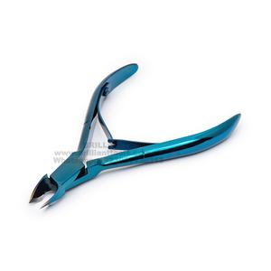 Pinces à cuticules professionnelles en acier inoxydable de haute qualité lames tranchantes coupe-cuticules à ongles luxueux boîte emballée personnalisable - Product Image 4