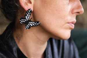 Pendientes de mariposa con cuentas Pendientes colgantes bohemios de arte nativo Inga - Product Image 3
