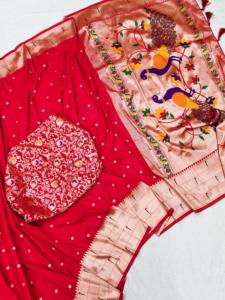 Saree de seda Pethani suave con motivos de impresión digital de tejido de Zari dorado y borlas Diseñado étnico para todas las ocasiones - Product Image 6