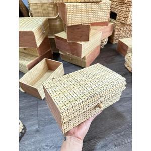 BOÎTE À CADEAUX Boîte cadeau tissée avec couvercle Paniers en bambou tressés à la main de haute qualité pour mariage - Product Image 1