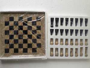 Ensemble de plateau de jeu d'échecs de 12 pouces, artisanat en onyx vert de 16 pouces, ensembles d'échecs en marbre noir blanc de 15 pouces avec figurine - Product Image 3