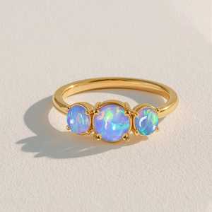 Opale bleue naturelle trois pierres bague de déclaration opale multifeu pierre précieuse or octobre bague de naissance cadeau pour elle - Product Image 5