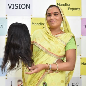 Extensiones de Cabello Humano Virgen Indio de Alta Calidad 100%, Liso Sedoso, Ondulado Natural, Ondulado Profundo, Tipo Remy - Product Image 5