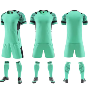 Ensemble de Tenues de Football Unisexe 100% Polyester Bon Prix Uniformes de Football avec Chaussettes Service OEM - Product Image 5