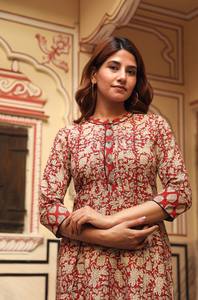 Robe Colette Imprimée à la Main, Style Bohème, Coupe Trapèze, Rouge Crème, Pur Coton, Robe de Vacances - Product Image 5