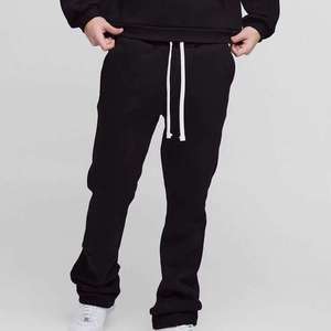 Style unique, survêtement pour homme à séchage rapide, survêtement surdimensionné personnalisé, jogging et pantalon de survêtement évasé avec logo personnalisé - Product Image 4