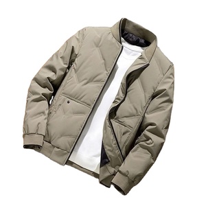 Chaqueta acolchada Premium con cuello levantado para hombre, OEM chaqueta de invierno de diseño, fabricante al por mayor, chaqueta personalizada con cuello levantado - Product Image 3
