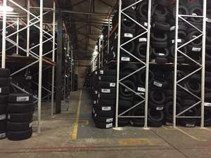 ยางเรเดียลแข็งเกรดสูงของแท้สำหรับรถยนต์รถบรรทุกรถจักรยานยนต์มือสอง - Product Image 4