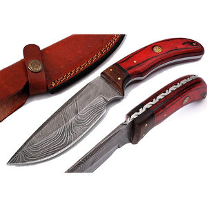 มีดสกินเนอร์เหล็กดามัสกัสทำมือแบบกำหนดเองของ Burraq OEM พร้อมด้ามไม้เรซิ่น ปลอกหนัง ของขวัญที่สมบูรณ์แบบสำหรับการตั้งแคมป์และการล่าสัตว์ - Product Image 1