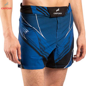 Pantalones Cortos de MMA Transpirables, Ligeros y Ecológicos con Paneles Elásticos, Logotipo Frontal, Movimiento Fácil y Comodidad - Product Image 2