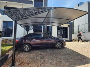 Pérgola de aluminio moderna, impermeable, motorizada y económica para techos de coches, muebles de patio, hecha a medida para exteriores, en venta para EE. UU. y Europa. - Product Image 3