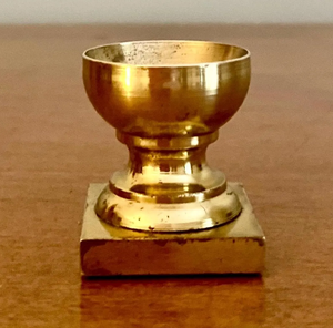 Fabrication de coquetiers en laiton Meilleur coquetier en laiton poli doré de qualité supérieure bon marché - Product Image 1