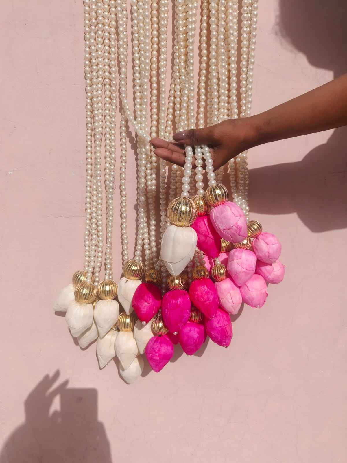 สีชมพูเข้ม