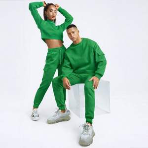 Conjunto Deportivo Unisex XD2 Premium Verde, Sudadera de Felpa Suave y Pantalones Deportivos, Ropa Deportiva Moderna para Calle, Salón y Gimnasio para Hombre y Mujer - Product Image 5