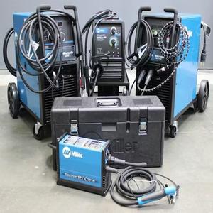 Mejor Oferta: Paquete de Soldadora MIG Miller Millermatics con Alimentador de Alambre, 220V Trifásico, Inversor para Acero de Alta Resistencia, Garantía de 3 Años - Product Image 1