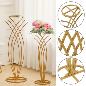 Centre de table de mariage couleur or lot de 2 supports à fleurs en métal de différentes tailles pour la décoration de noces et d'événements - Product Image 4