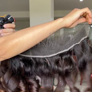 Bundles de couleur de pointe rebondissante Ombre de cheveux bruts de haute qualité avec frontal et faisceaux pour faire des perruques - Product Image 6