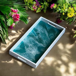 Plateau en résine en bois fabriqué à la main plateau de service élégant et abordable pour la cuisine et les fêtes à la maison plateau en résine design par AALIYAN IMPEX - Product Image 1