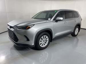 2024มือสอง Toyota Grand Highlander Xle FWD - Product Image 3