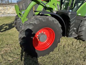 Tractor Agrícola Fendt 716 Vario Usado en Buenas Condiciones Disponible para la Venta - Product Image 3