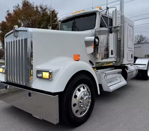 La mejor calidad!! Camión semirremolque Kenworth W900 Sleeper 2023 con techo plano en venta - Product Image 2